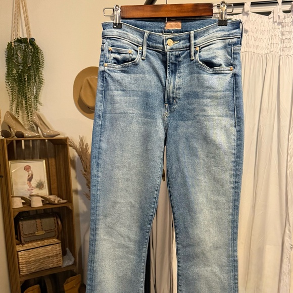 Mother Jeans, The Outsider Sneak, Color Full Moon, Size 26, Like New - Picture 1 of 7